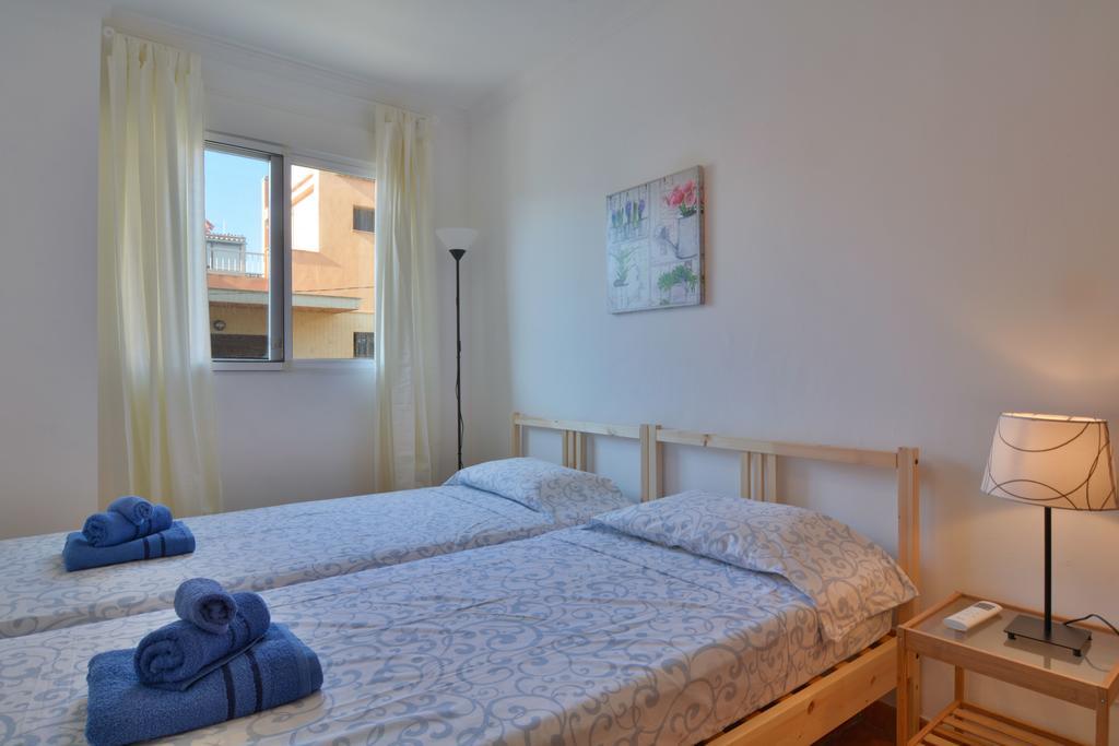 Вілла Townhouse 200Mts From The Sea Up To 6 Guests Пальма-де-Майорка Екстер'єр фото